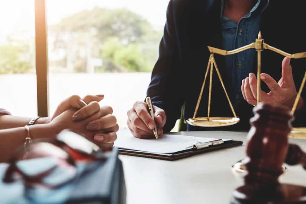 Court Applications vs. Mediation: A Less Stressful Path with EH Mediation Deal